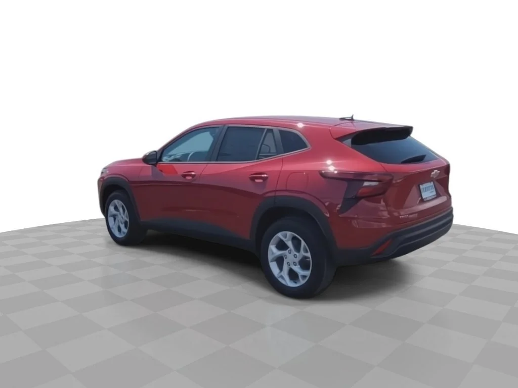 2026 Chevrolet Trax LS - Photo 6