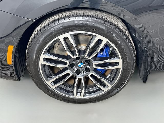 Used 2026 Black Sapphire Metallic BMW 530i xDrive image 31