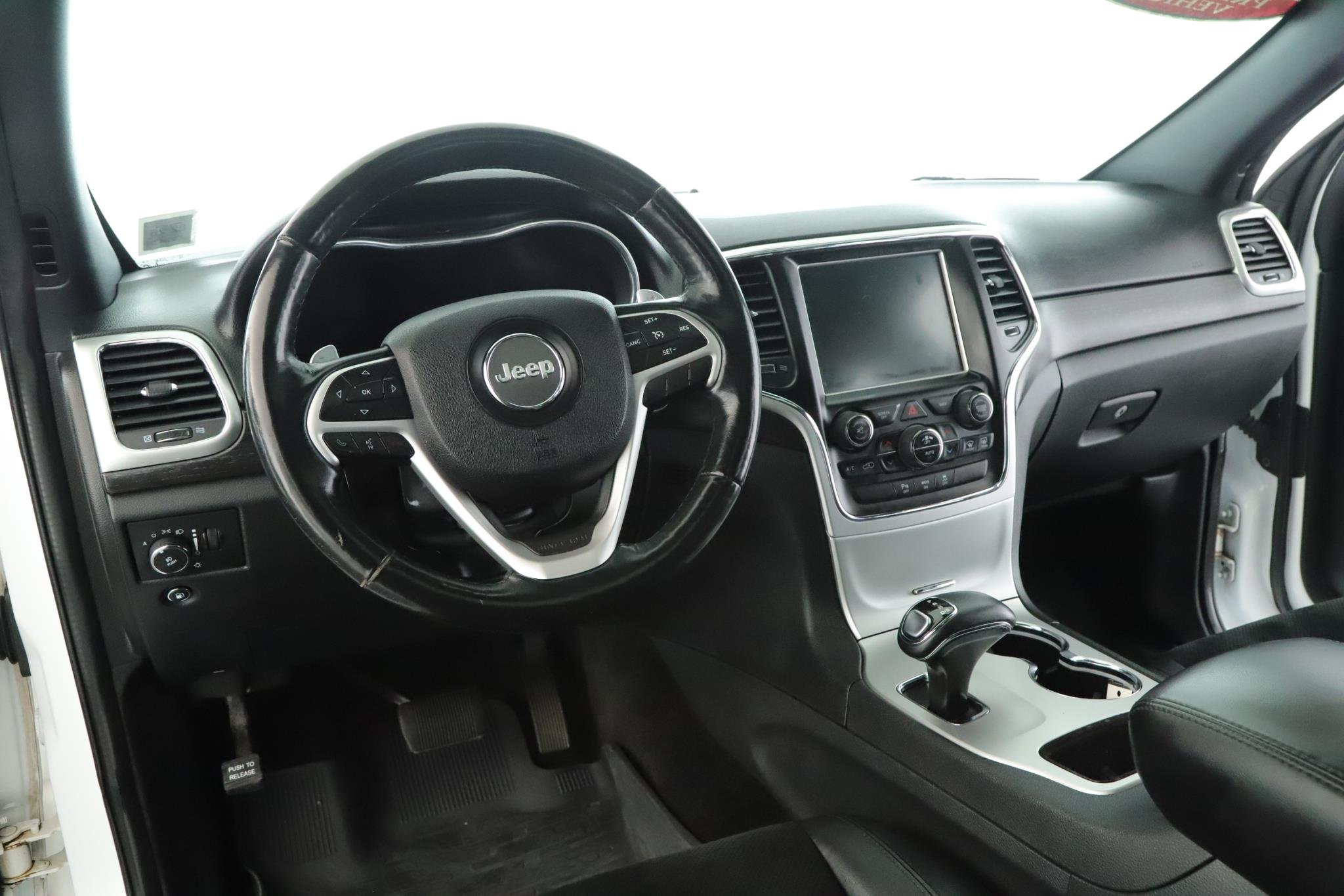 Used 2015 Bright White Clearcoat Jeep Altitude image 2