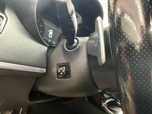 Used 2019 White Kia GT2 image 18