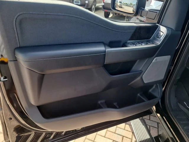 New 2026 Black Metallic Ford Lariat image 17