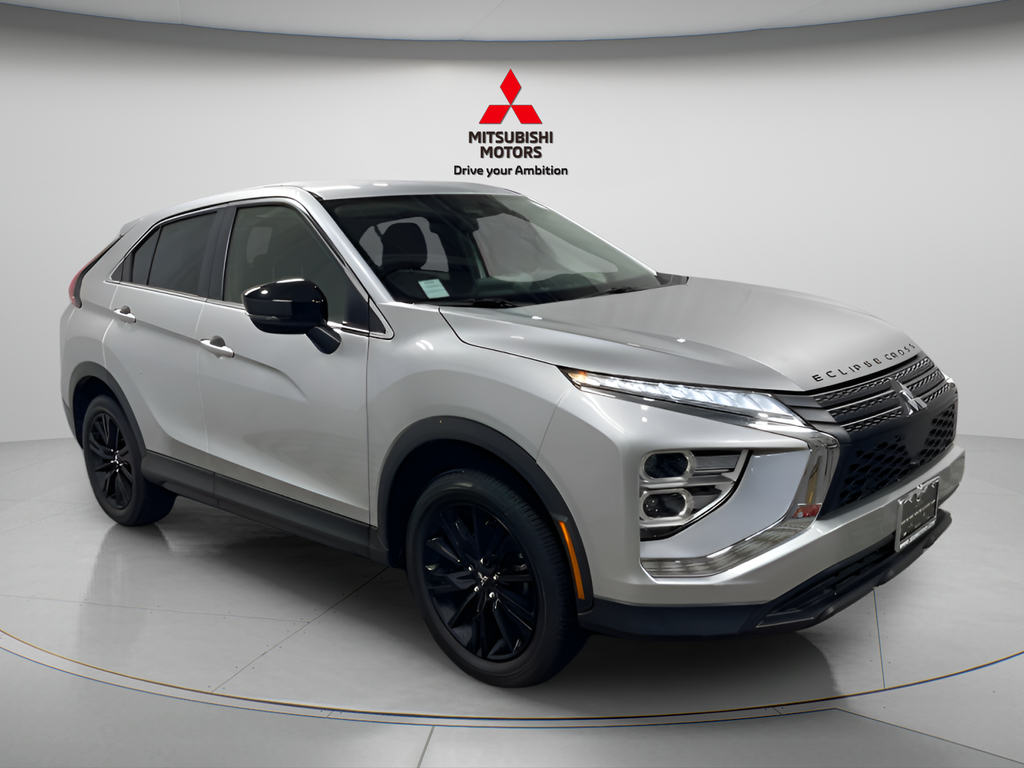Used 2023 Labrador Black Pearl Mitsubishi LE image 2