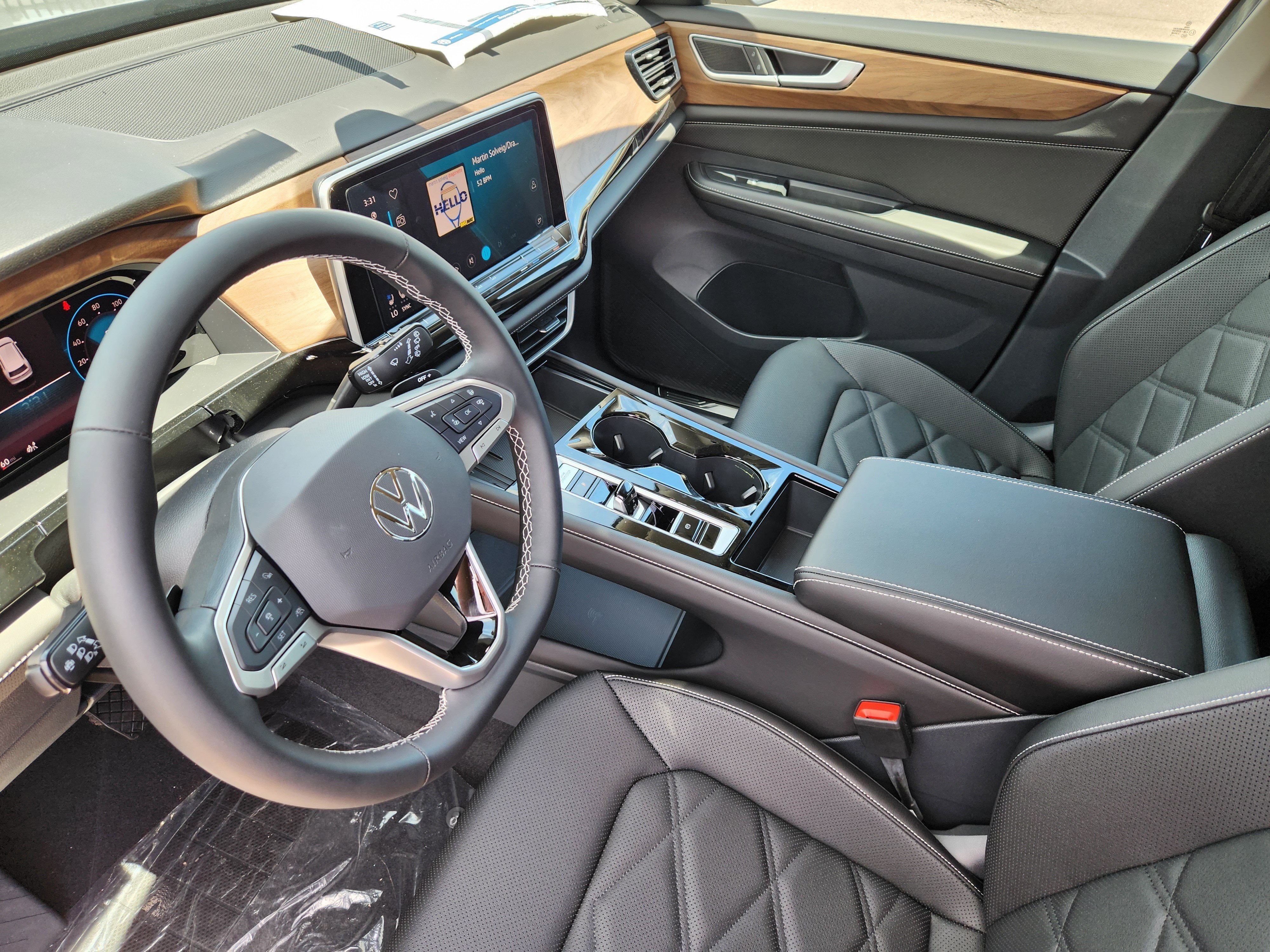 New 2026 Gray Volkswagen 2.0T SE w/Technology image 10