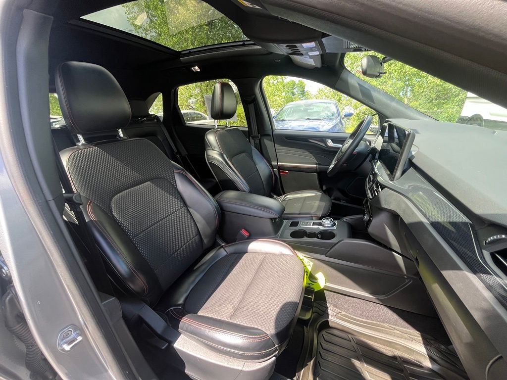 2024 Ford Escape ST-Line - Photo 12