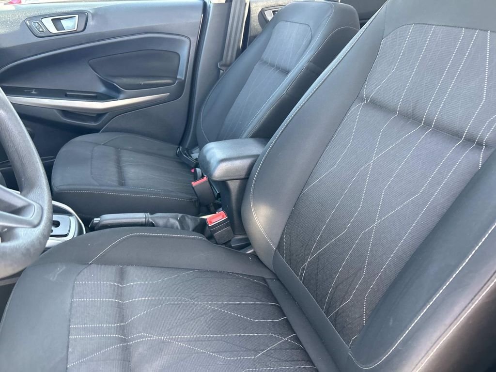 Certified Used 2021 Smoke Metallic Ford SE image 28
