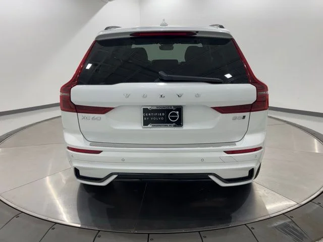 Certified Used 2026 Crystal White Volvo Ultra image 4