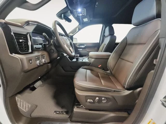 2026 GMC Sierra 1500 Denali - Photo 9