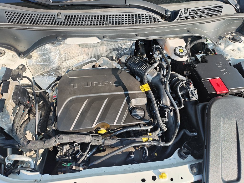 Used 2024 White Buick Sport Touring image 24