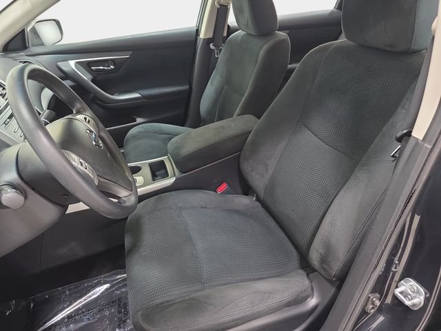 Used 2015 Blue Nissan 2.5 S image 13