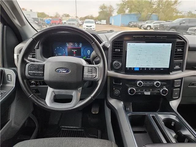 Used 2024 Atlas Blue Metallic Ford XLT 4x4 SuperCrew Cab 5.5 ft. box 145 in. WB image 10