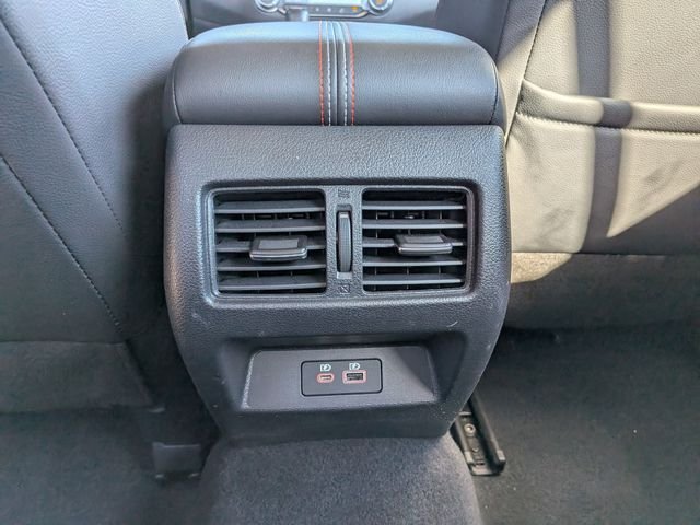 Used 2023 Red Nissan 2.0 SR image 10