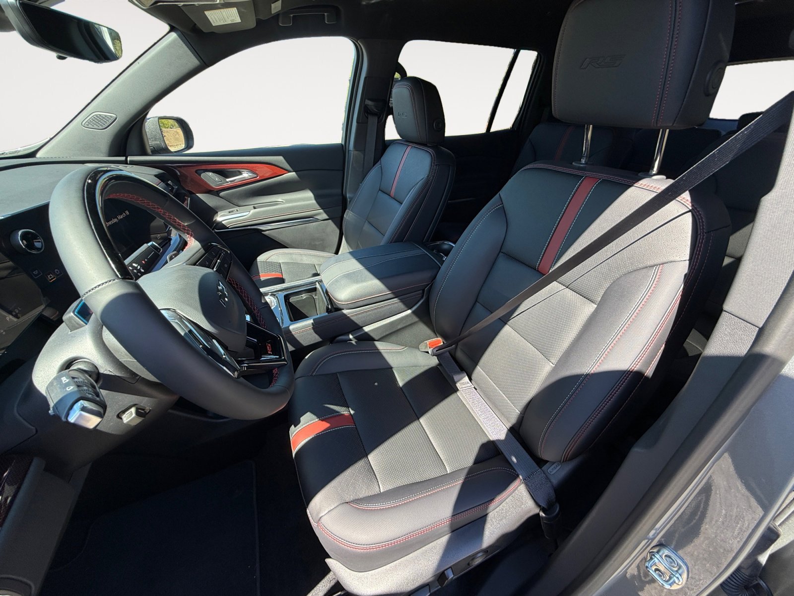 2025 Chevrolet Traverse RS - Photo 10