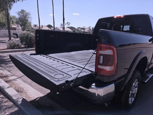Used 2022 Black Ram Laramie image 26
