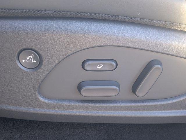 New 2026 White Hyundai Calligraphy FWD image 17