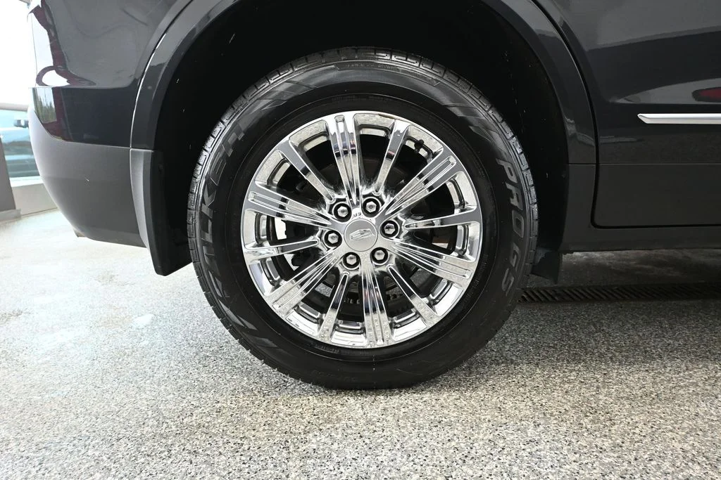 Used 2019 Black Cadillac Luxury image 17