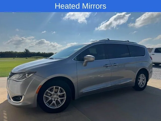 Used 2020 Billet Silver Metallic Clearcoat Chrysler Touring L image 2