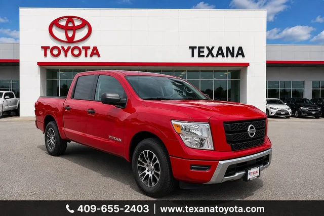 2022 Nissan Titan SV