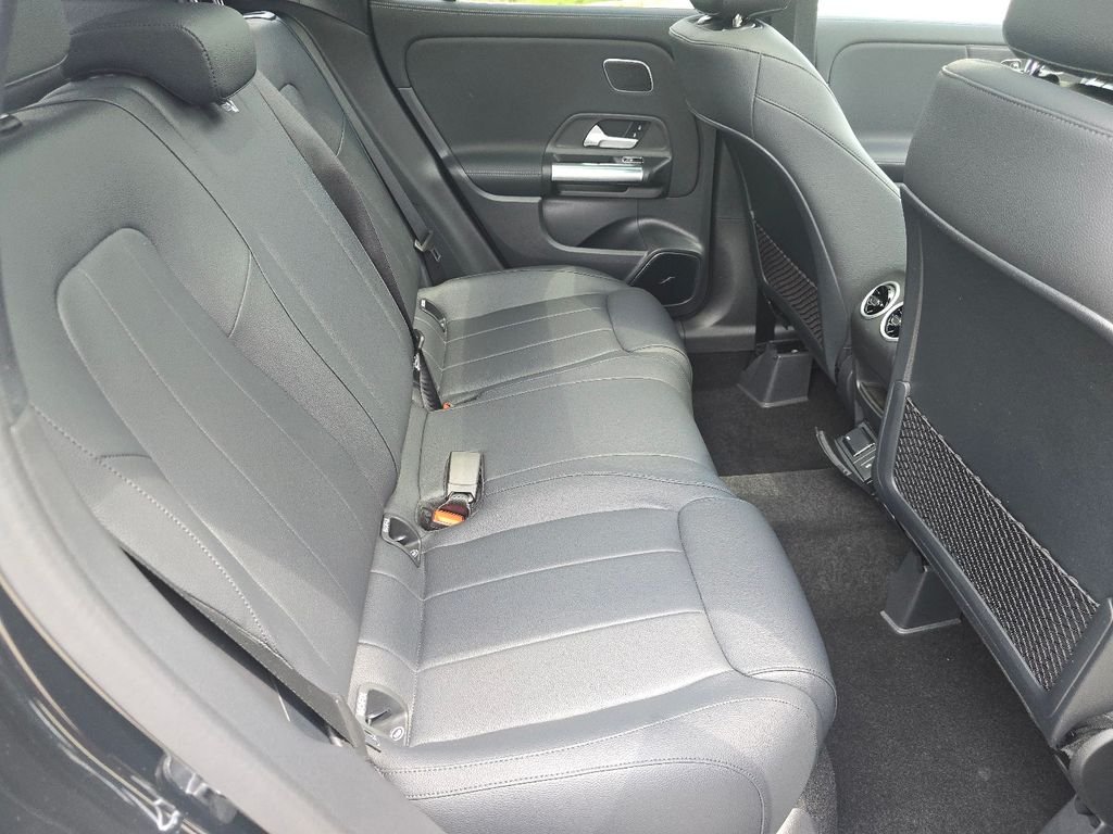 New 2026 Cosmos Black Metallic Mercedes-Benz GLA 250 image 20