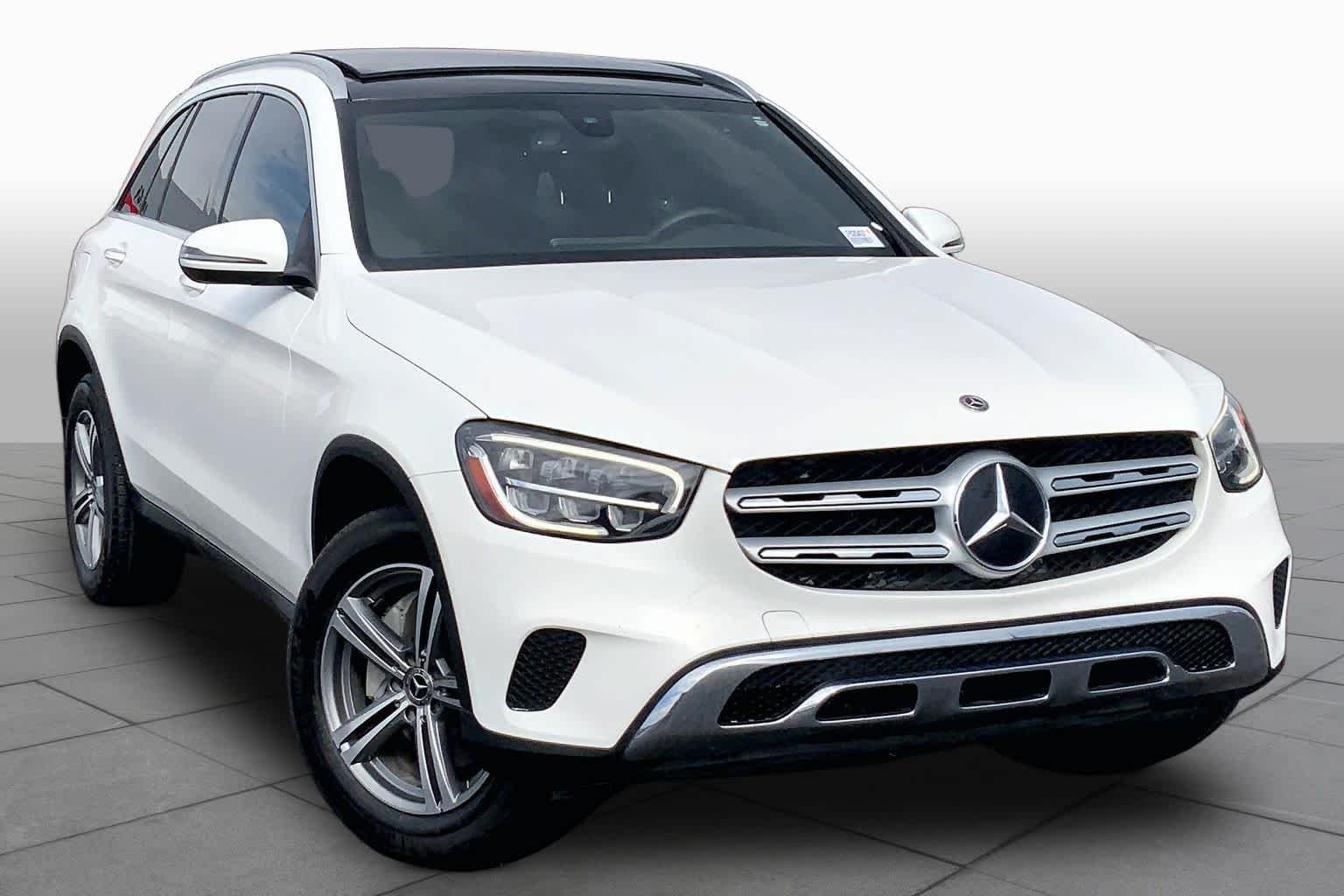 Used 2020 designo Diamond White Metallic Mercedes-Benz GLC 300 image 3