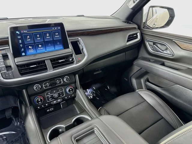 Used 2024 Gray Chevrolet Premier image 25