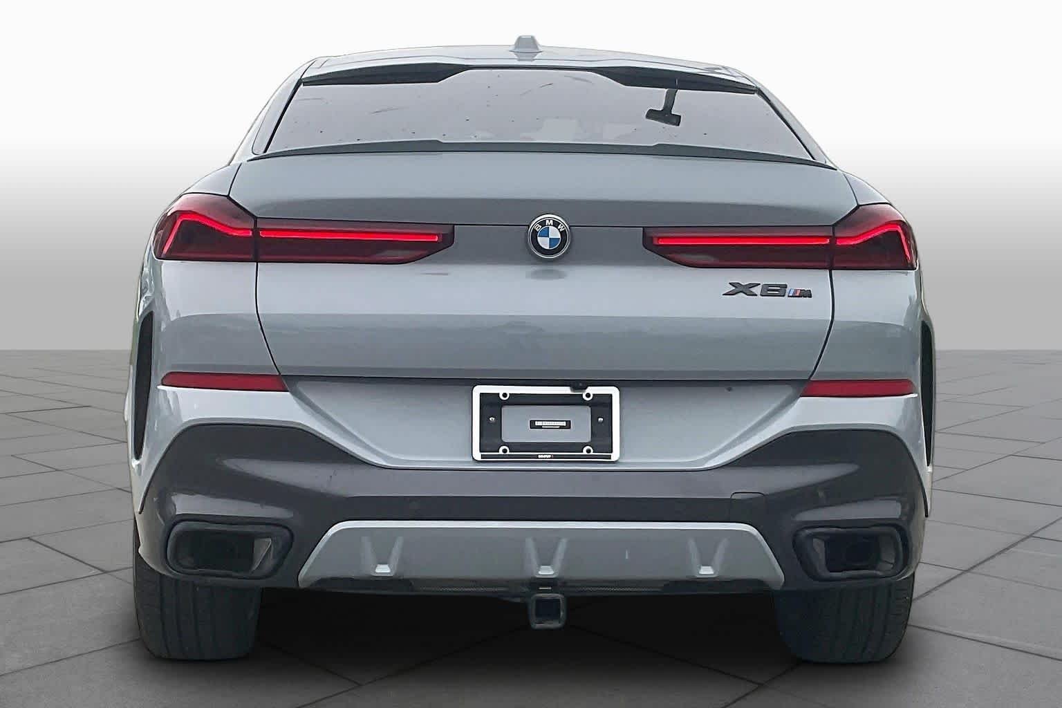 Used 2024 Brooklyn Grey Metallic BMW xDrive40i image 4