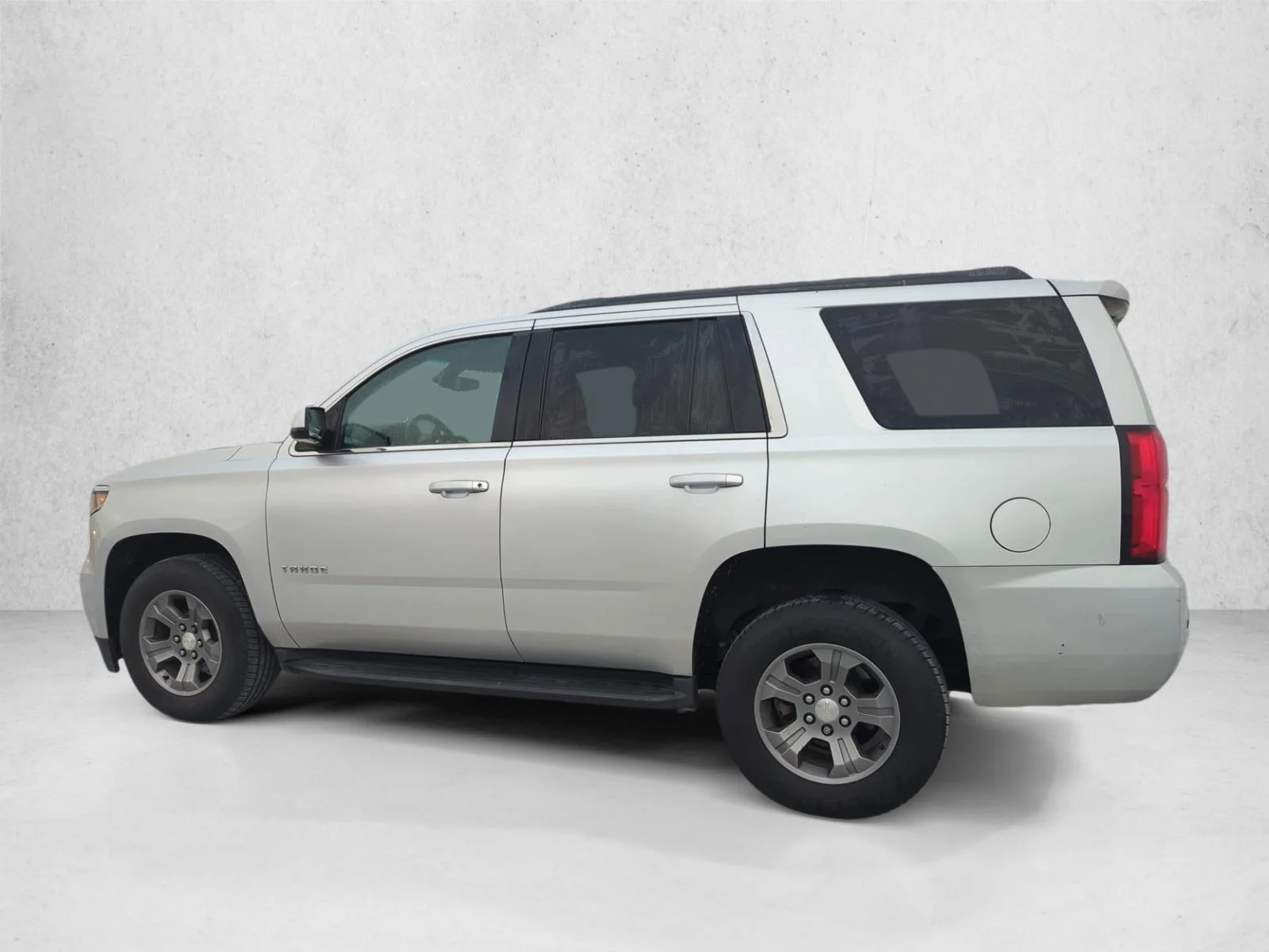 Used 2019 Silver Ice Metallic Chevrolet LS image 6