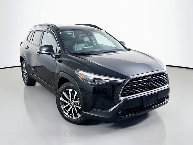 2022 Toyota Corolla Cross XLE
