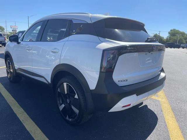 2025 Nissan Kicks SR AWD - Photo 32