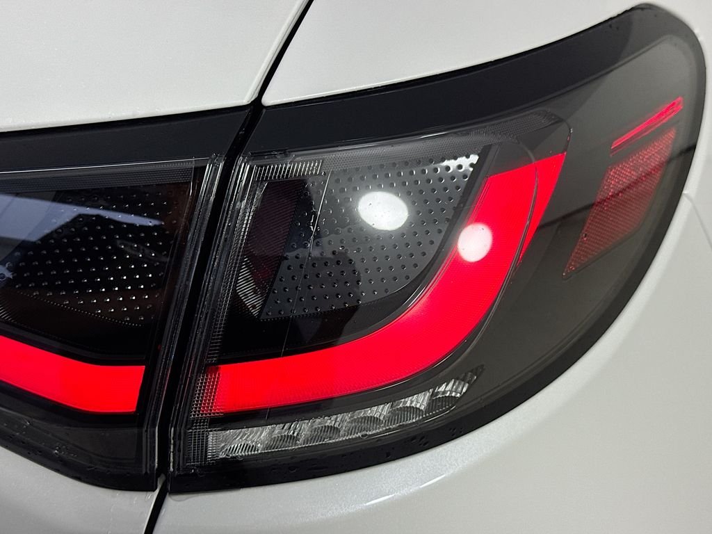 New 2027 Platinum White Pearl Honda LX image 10