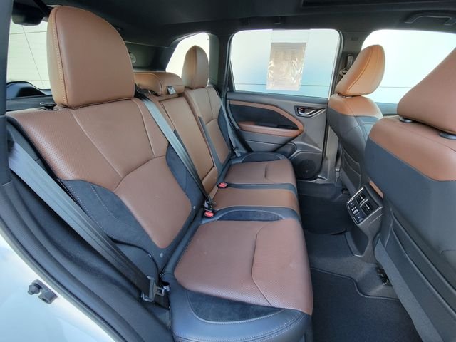 Used 2025 Crystal White Pearl Subaru Touring image 23