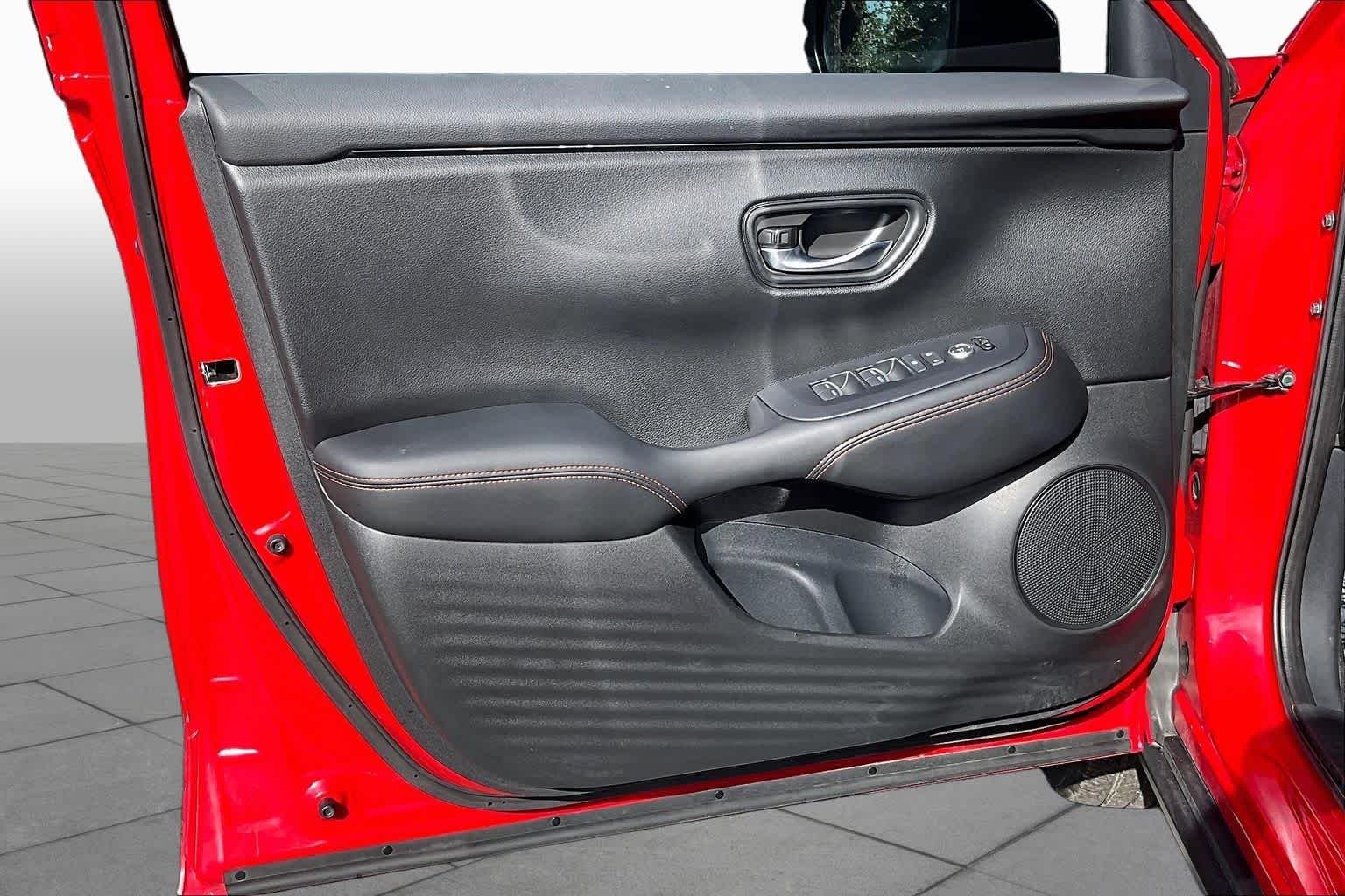 Used 2025 Milano Red Honda Sport image 22