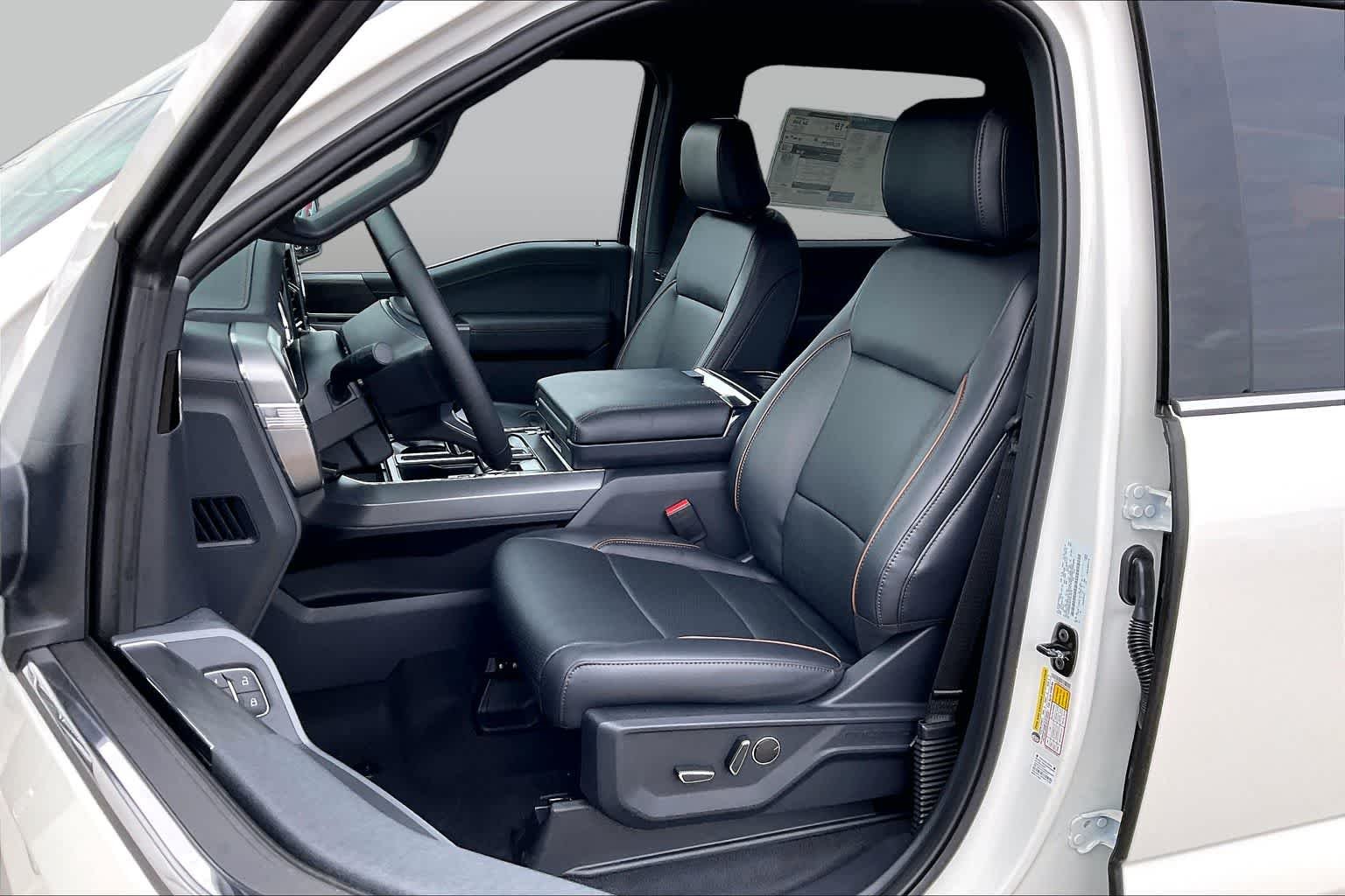 New 2026 Star White Metallic Tri-Coat Ford Lariat® image 9