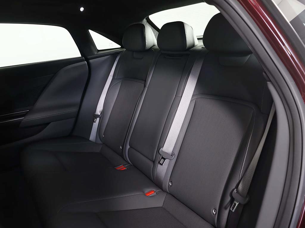 Used 2023 Red Lucid Pure image 31