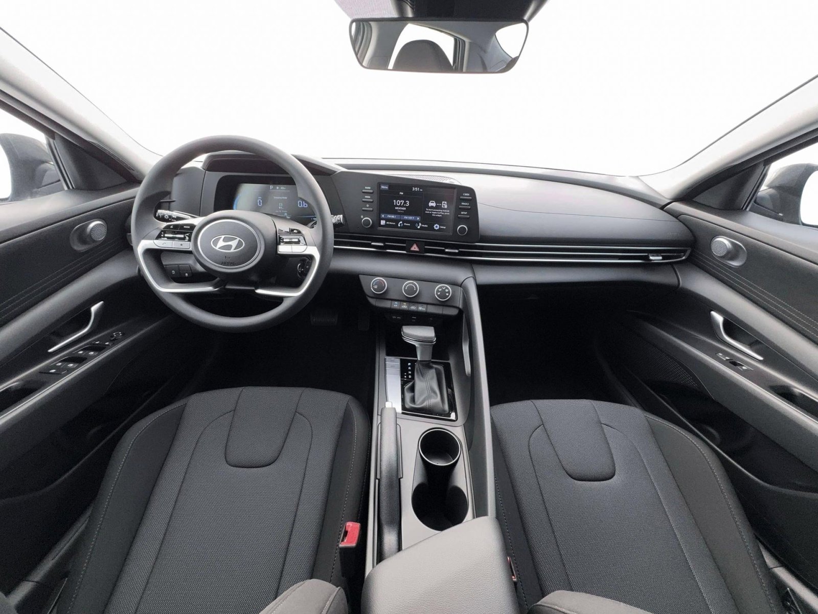 New 2026 Serenity White Hyundai SE image 13