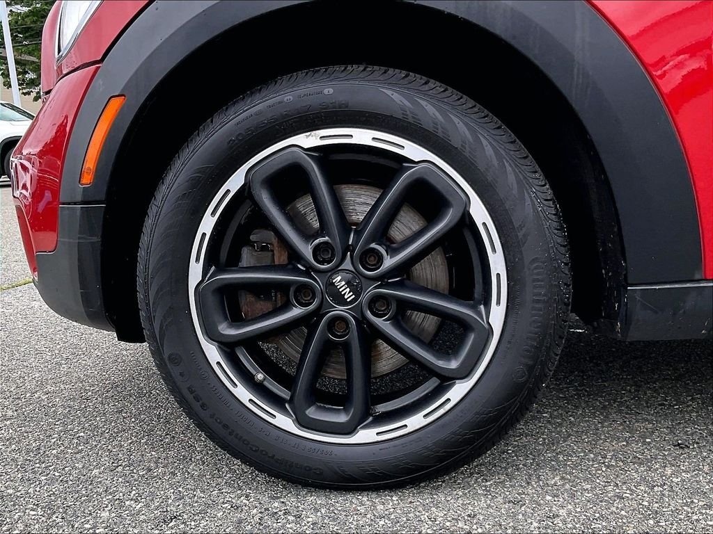 Used 2015 Red MINI Base image 7
