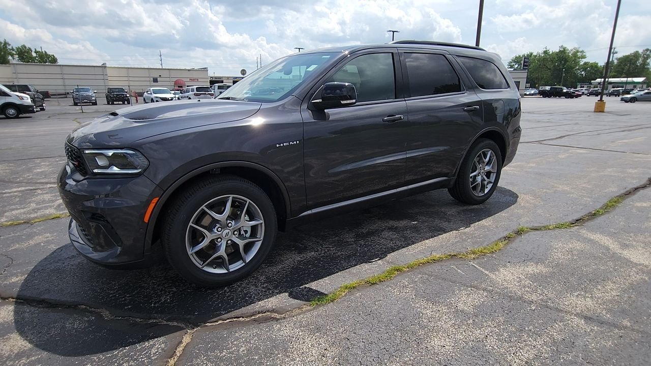 New 2026 Vapor Gray Dodge GT Premium HEMI V8 image 4
