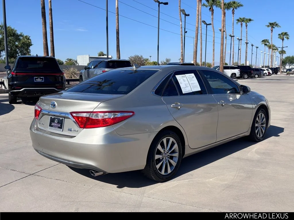 Used 2015  Toyota XLE image 7