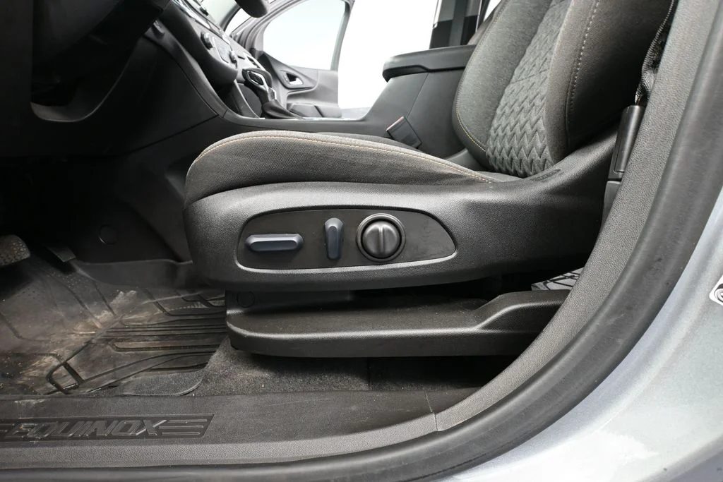Used 2023 Gray Chevrolet LT image 20