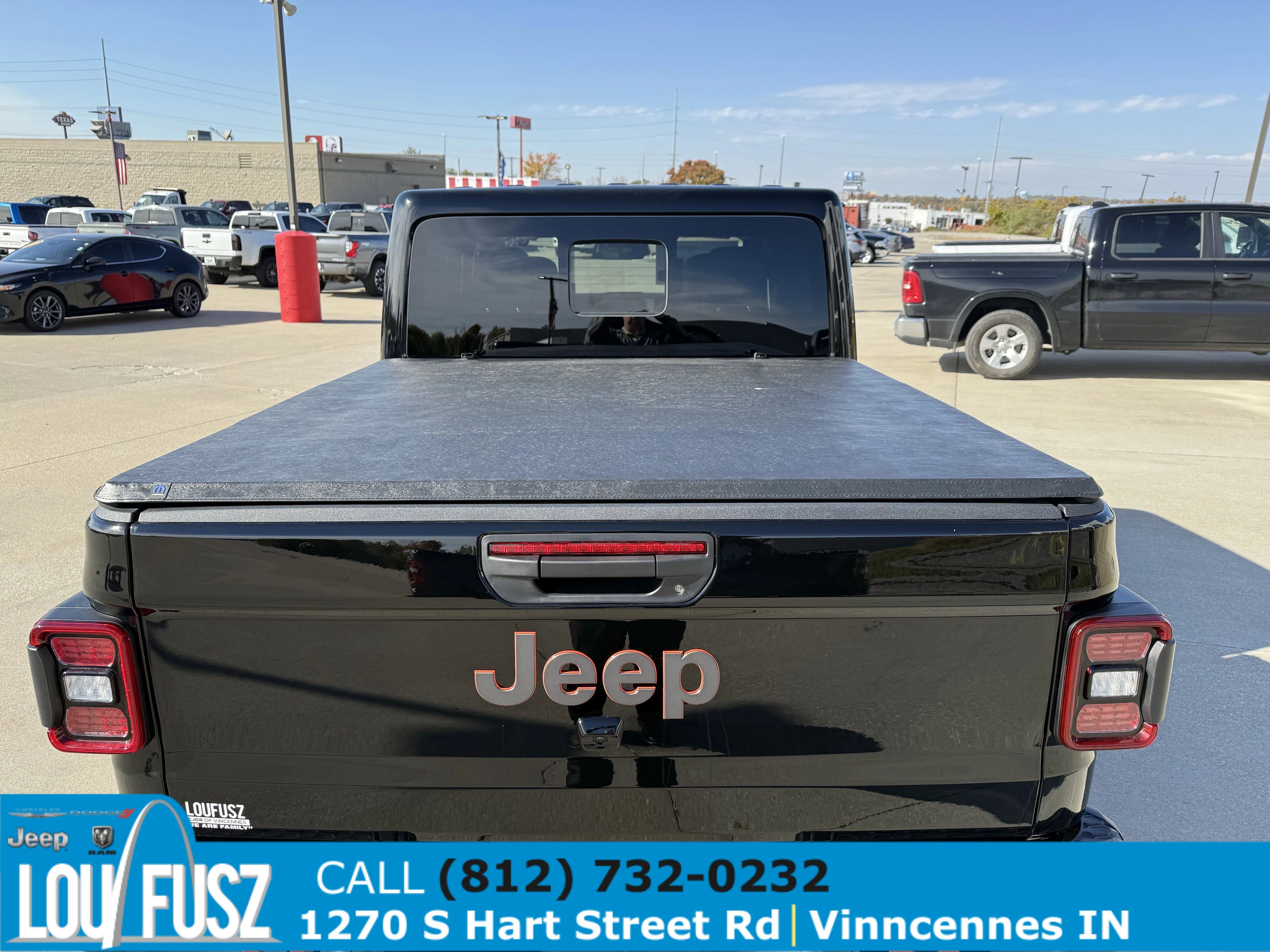 New 2026 Black Clear-Coat Exterior Paint Jeep Mojave X image 12