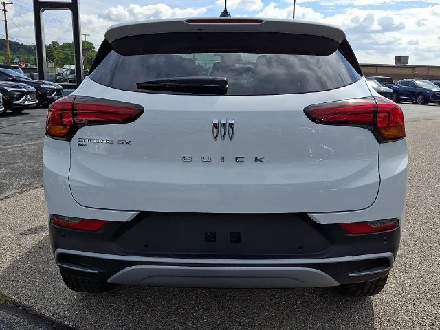 New 2026 Summit White Buick Preferred image 5