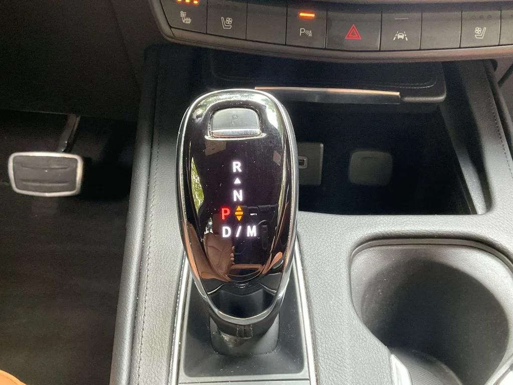 Used 2023 White Cadillac Sport image 38