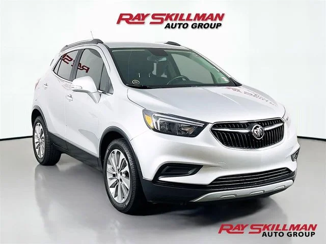 Used 2019 Silver Buick Preferred image 1