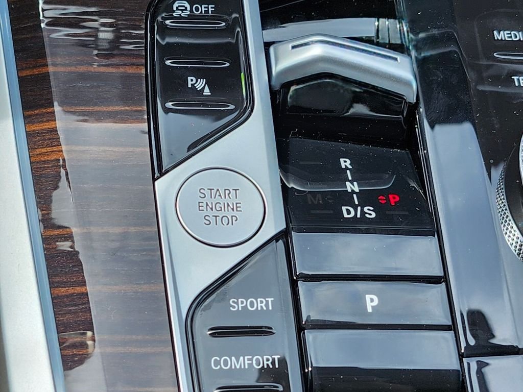 New 2026 Gray BMW xDrive40i image 26