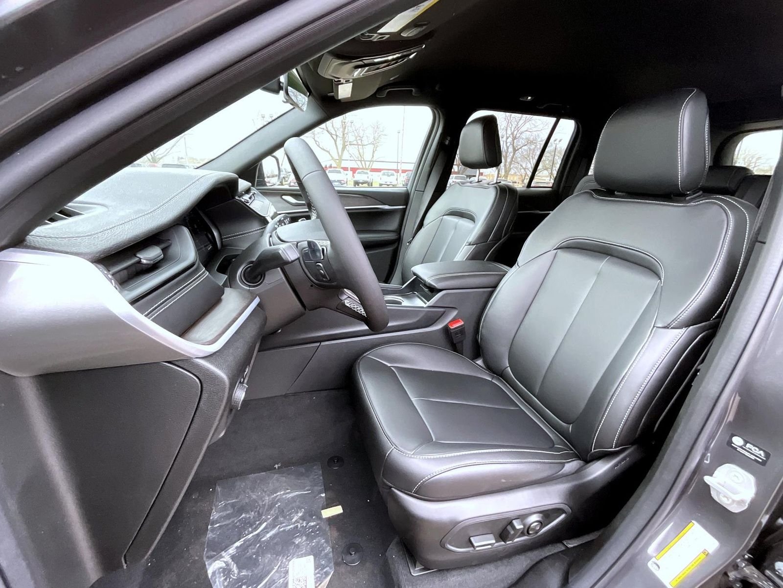 New 2026 Baltic Gray Metallic Clearcoat Jeep Limited image 10