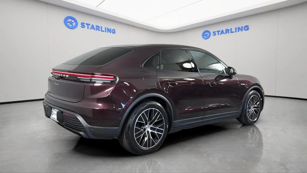 2025 Porsche Macan Base - Photo 9