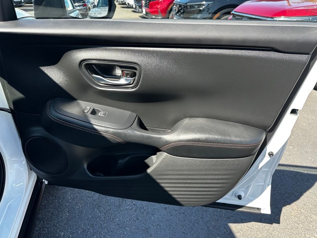 2025 Honda HR-V Sport - Photo 17