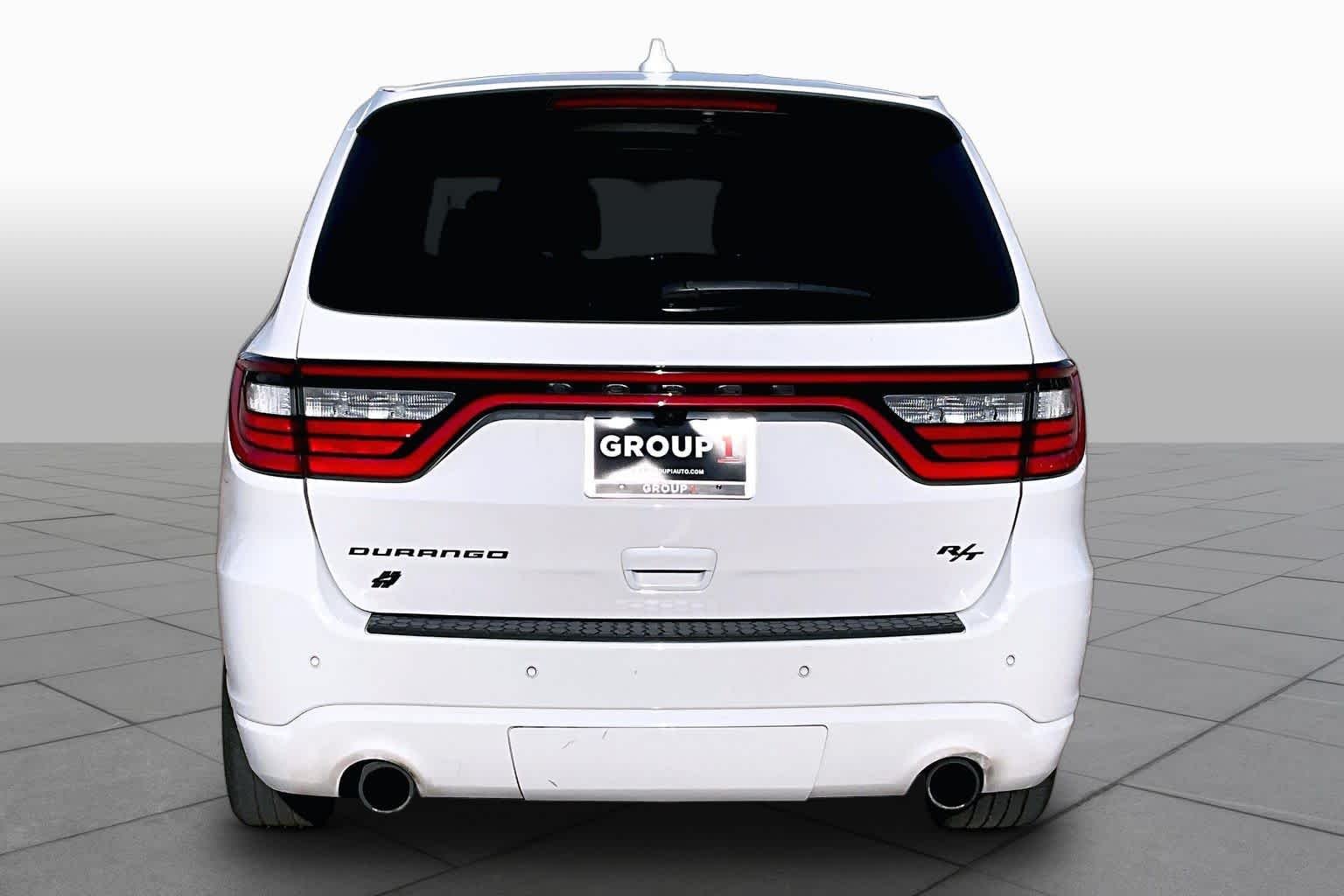 Used 2022 White Knuckle Clearcoat Dodge R/T image 5