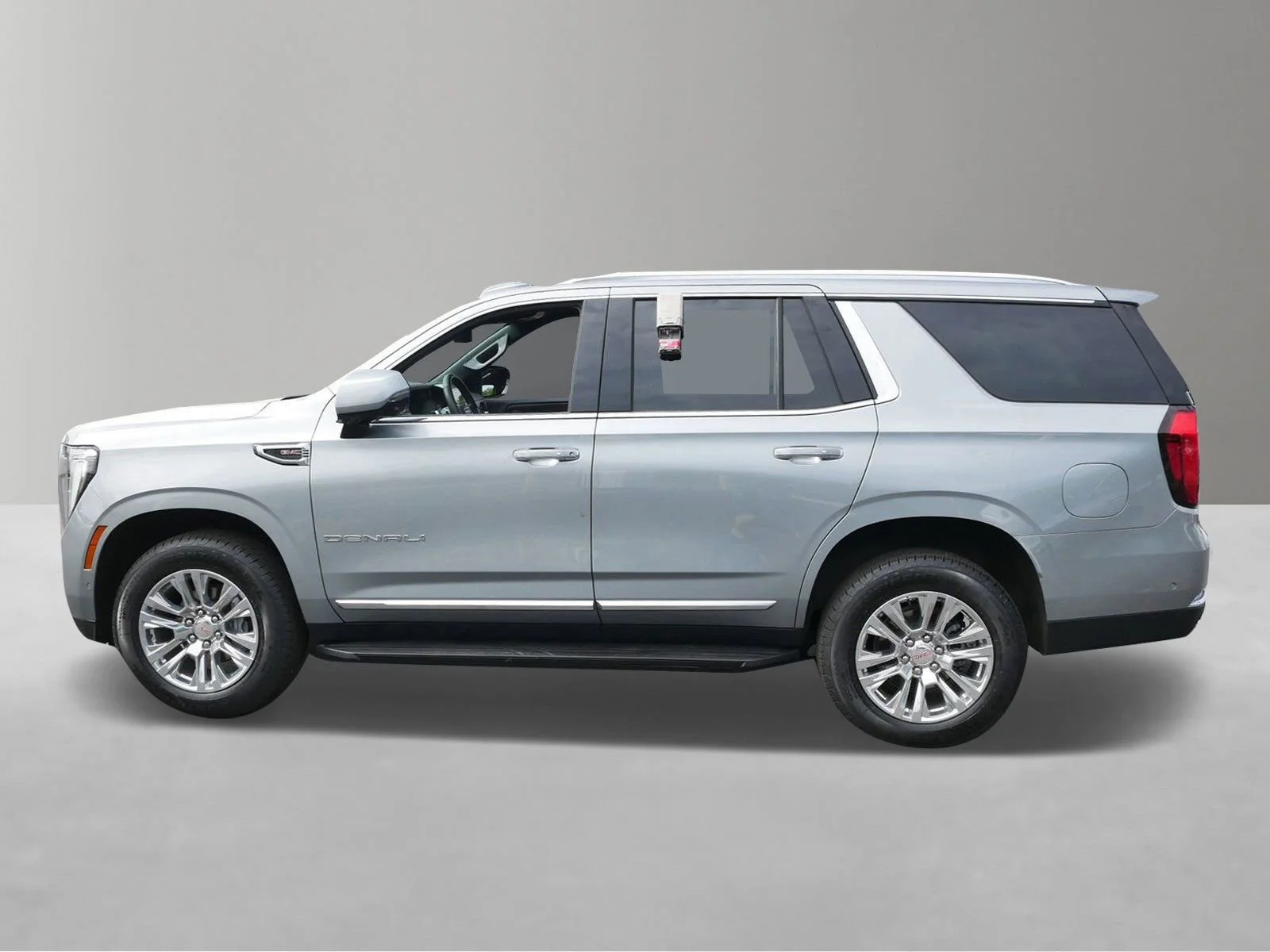 Used 2025 GMC Yukon Denali with VIN 1GKS2DRL4SR304538 for sale in White Bear Lake, Minnesota