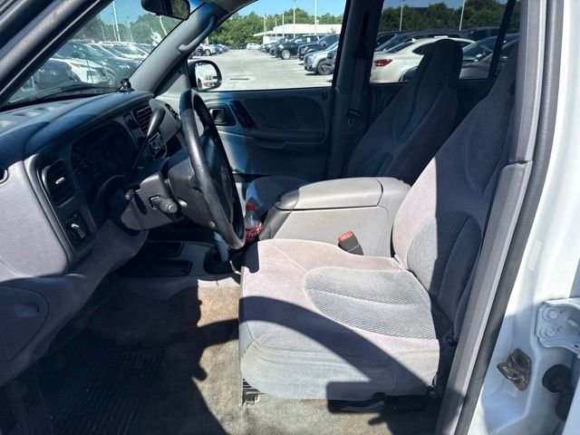 Used 1999  Dodge Base image 25
