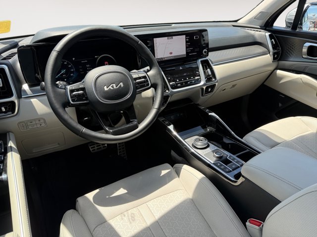 Used 2023 Silky Silver Kia SX Prestige image 15